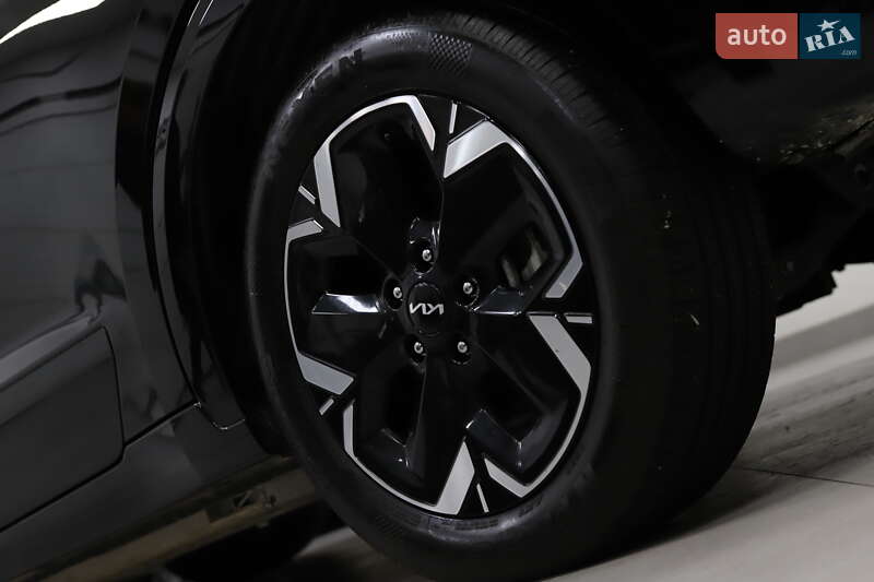 Внедорожник / Кроссовер Kia Niro 2024 в Дрогобыче