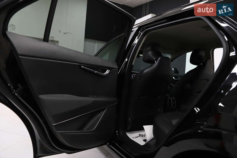 Внедорожник / Кроссовер Kia Niro 2024 в Дрогобыче