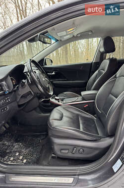 Внедорожник / Кроссовер Kia Niro 2019 в Каменец-Подольском