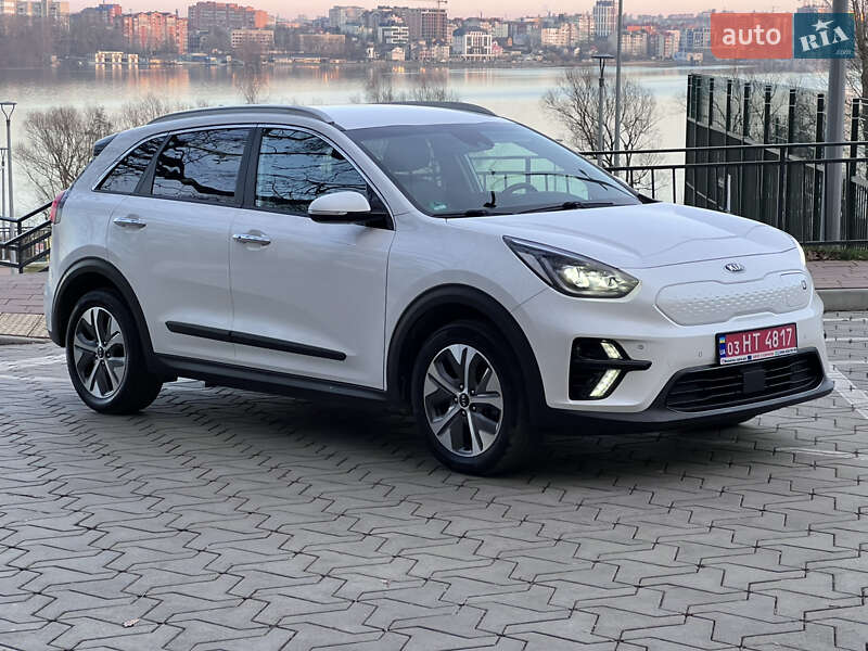 Позашляховик / Кросовер Kia Niro 2020 в Тернополі