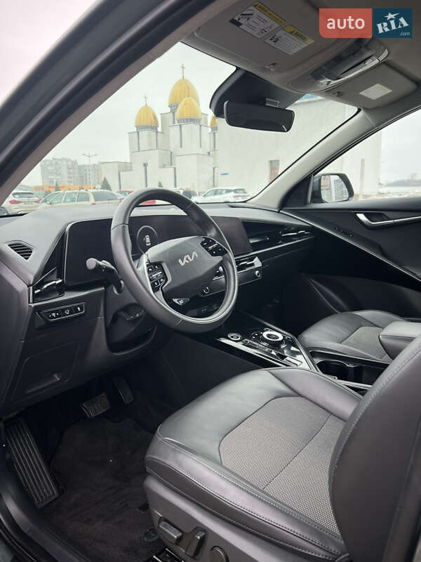 Внедорожник / Кроссовер Kia Niro 2023 в Львове