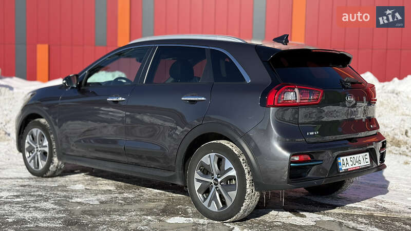 Внедорожник / Кроссовер Kia Niro 2019 в Киеве