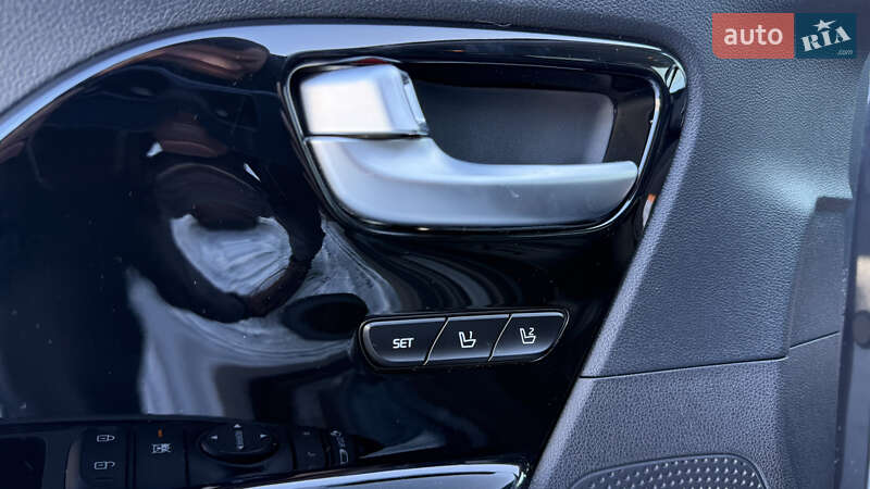 Внедорожник / Кроссовер Kia Niro 2019 в Киеве