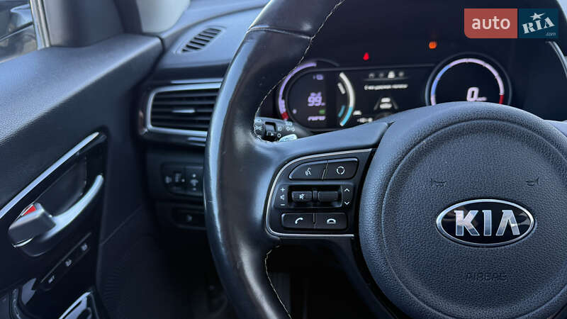 Внедорожник / Кроссовер Kia Niro 2019 в Киеве