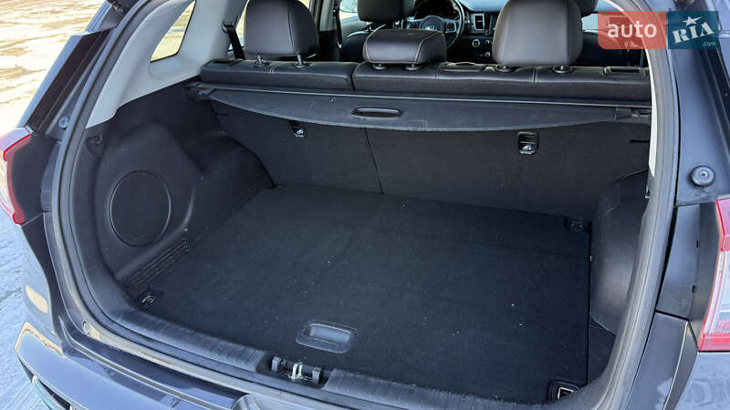 Внедорожник / Кроссовер Kia Niro 2019 в Киеве