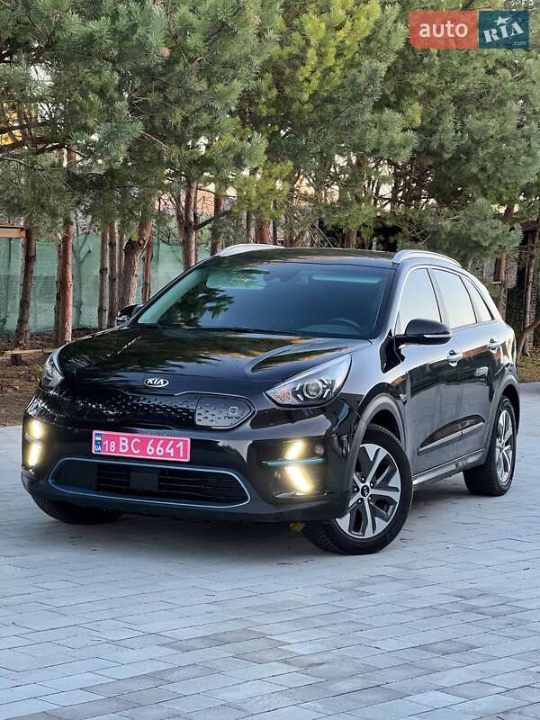 Внедорожник / Кроссовер Kia Niro 2020 в Луцке фото 8 Внедорожник / Кроссовер Kia Niro 2020 в Луцке
