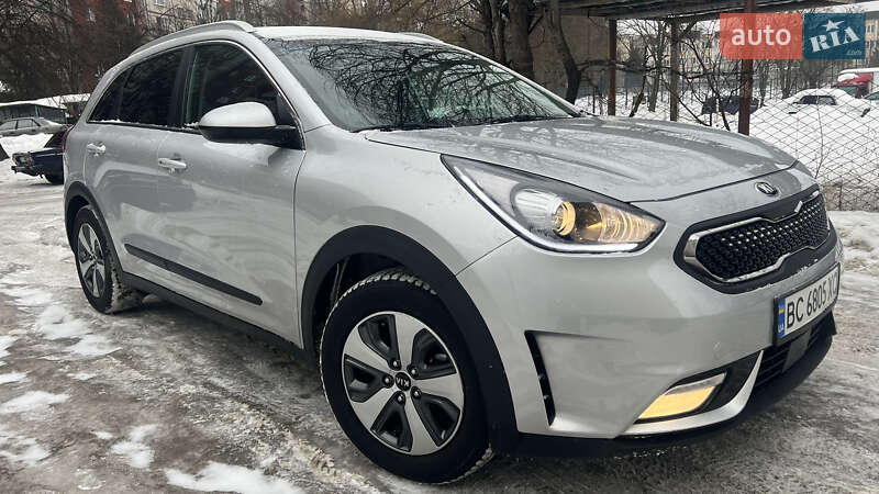 Позашляховик / Кросовер Kia Niro 2019 в Львові фото 2 Позашляховик / Кросовер Kia Niro 2019 в Львові