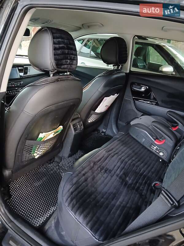 Внедорожник / Кроссовер Kia Niro 2019 в Яремче