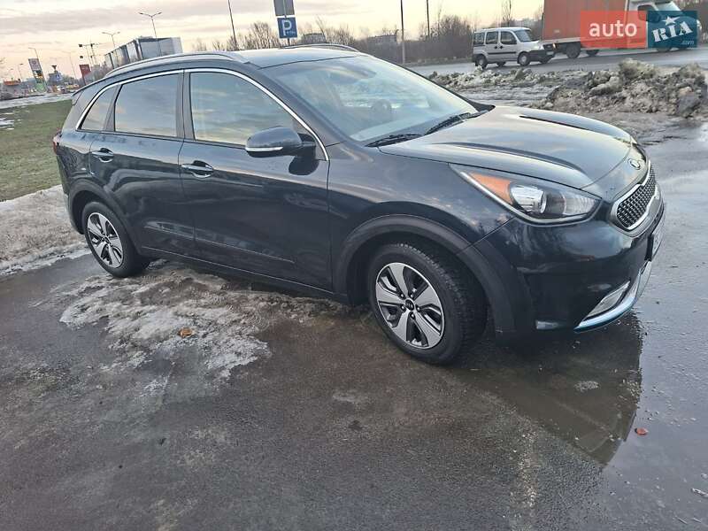 Внедорожник / Кроссовер Kia Niro 2019 в Львове фото 6 Внедорожник / Кроссовер Kia Niro 2019 в Львове