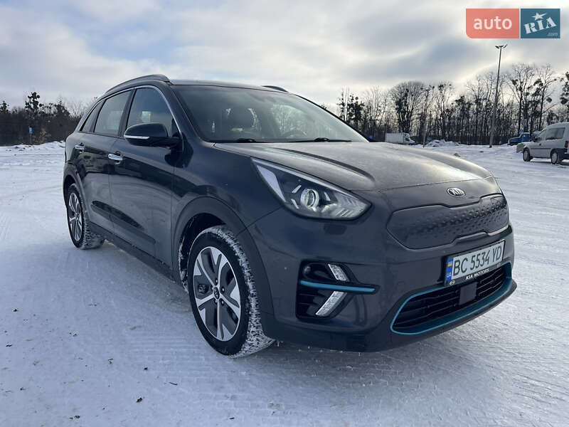 Позашляховик / Кросовер Kia Niro 2020 в Львові