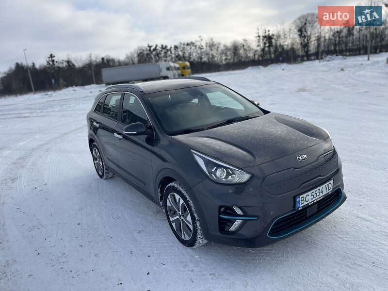 Позашляховик / Кросовер Kia Niro 2020 в Львові