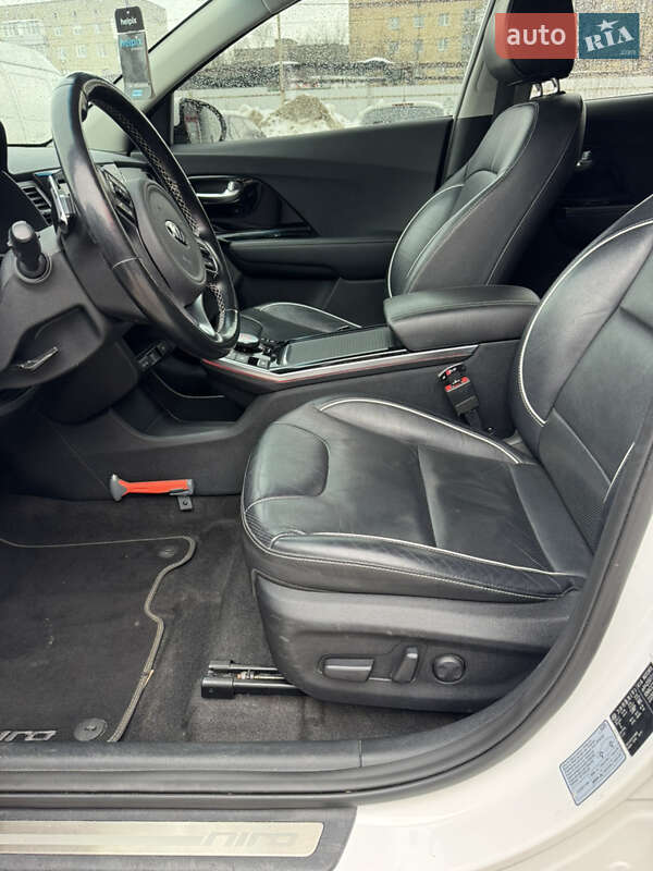 Внедорожник / Кроссовер Kia Niro 2019 в Тернополе фото 50 Внедорожник / Кроссовер Kia Niro 2019 в Тернополе
