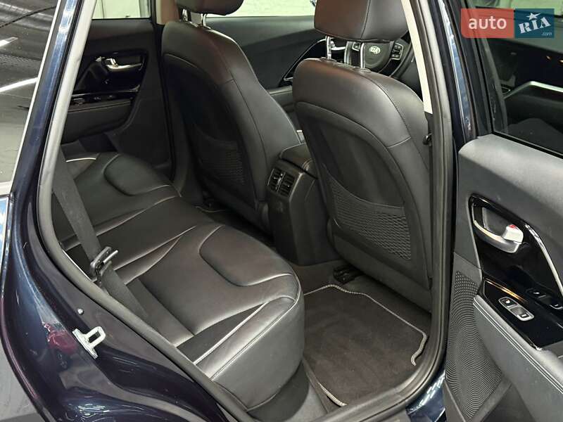 Внедорожник / Кроссовер Kia Niro 2020 в Луцке