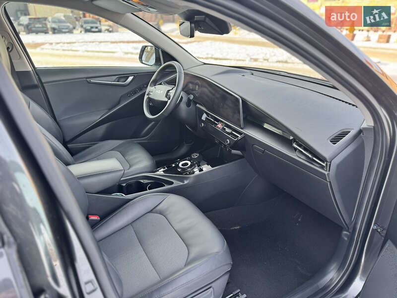 Позашляховик / Кросовер Kia Niro 2022 в Бережанах
