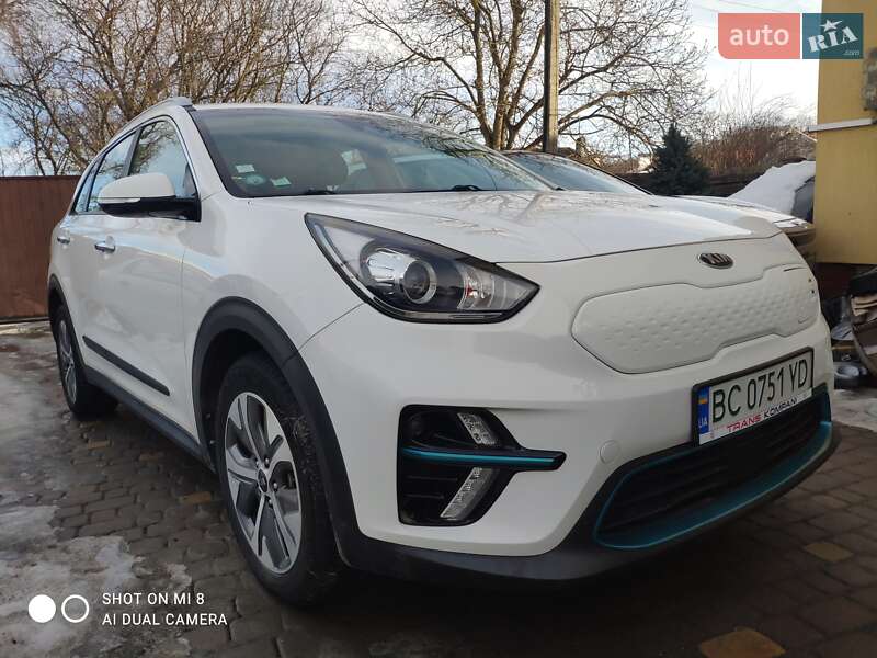 Внедорожник / Кроссовер Kia Niro 2019 в Львове