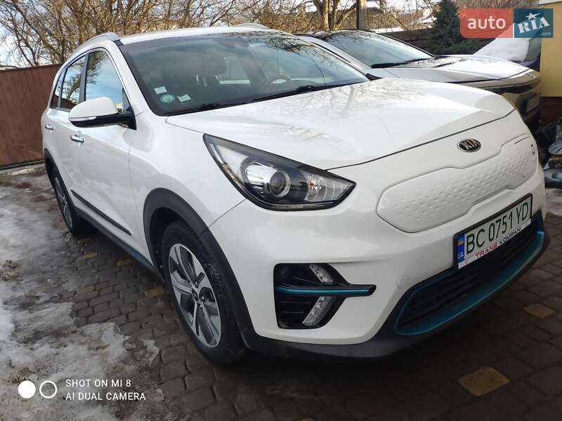 Внедорожник / Кроссовер Kia Niro 2019 в Львове