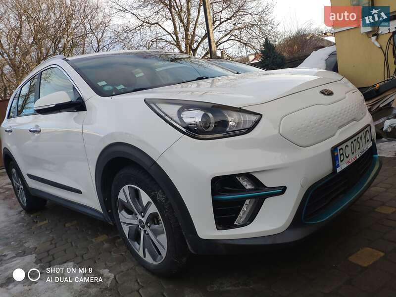 Внедорожник / Кроссовер Kia Niro 2019 в Львове
