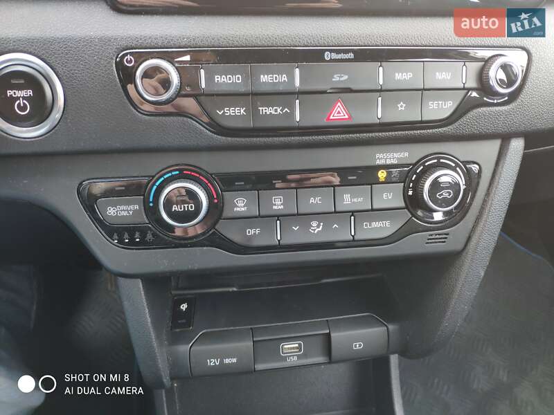 Внедорожник / Кроссовер Kia Niro 2019 в Львове