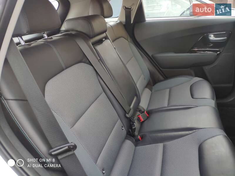 Внедорожник / Кроссовер Kia Niro 2019 в Львове