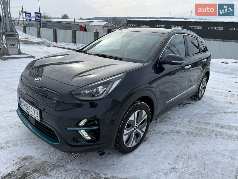 Внедорожник / Кроссовер Kia Niro 2018 в Бережанах фото 5 Внедорожник / Кроссовер Kia Niro 2018 в Бережанах