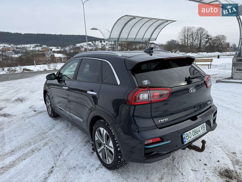 Внедорожник / Кроссовер Kia Niro 2018 в Бережанах фото 9 Внедорожник / Кроссовер Kia Niro 2018 в Бережанах