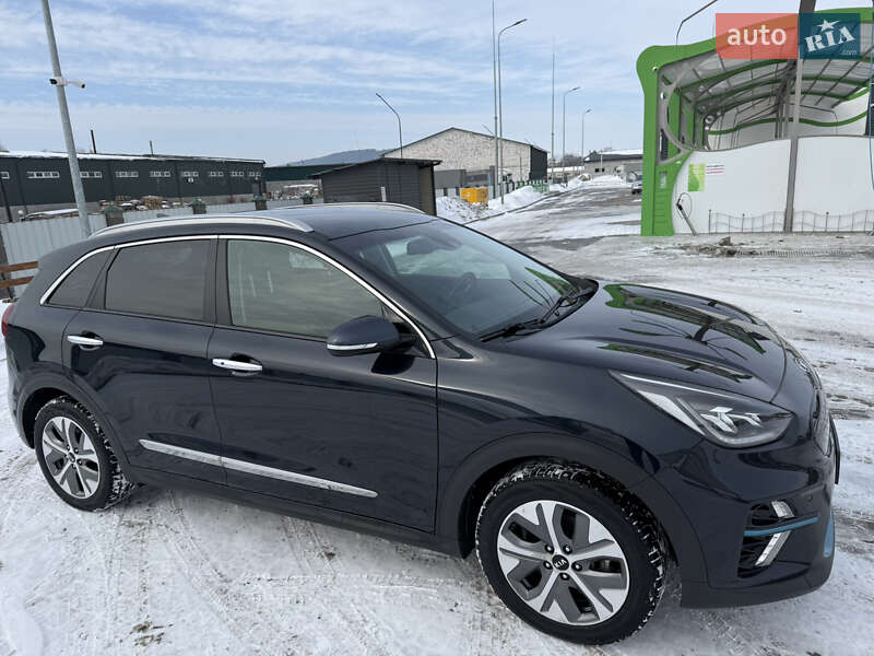 Внедорожник / Кроссовер Kia Niro 2018 в Бережанах фото 18 Внедорожник / Кроссовер Kia Niro 2018 в Бережанах