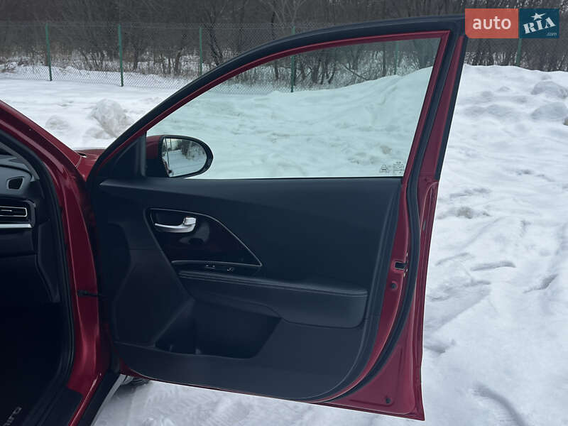 Внедорожник / Кроссовер Kia Niro 2021 в Львове фото 16 Внедорожник / Кроссовер Kia Niro 2021 в Львове