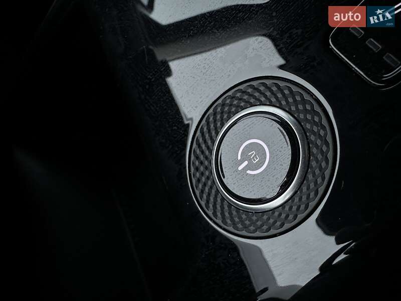 Внедорожник / Кроссовер Kia Niro 2024 в Белогородке