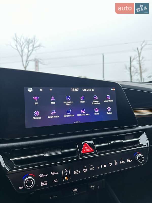 Внедорожник / Кроссовер Kia Niro 2024 в Белогородке