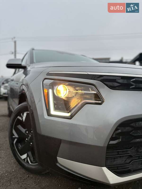 Внедорожник / Кроссовер Kia Niro 2024 в Белогородке