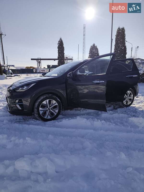 Позашляховик / Кросовер Kia Niro 2019 в Сумах