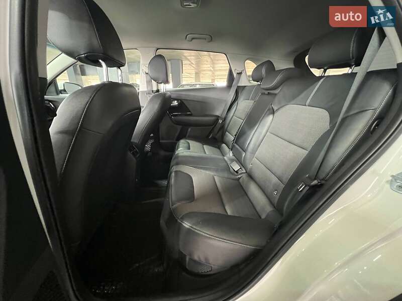 Внедорожник / Кроссовер Kia Niro 2018 в Одессе