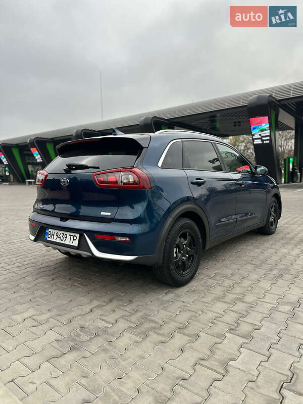 Внедорожник / Кроссовер Kia Niro 2018 в Одессе фото 5 Внедорожник / Кроссовер Kia Niro 2018 в Одессе