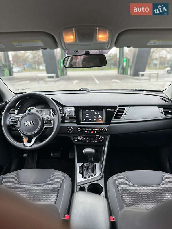 Внедорожник / Кроссовер Kia Niro 2018 в Одессе фото 41 Внедорожник / Кроссовер Kia Niro 2018 в Одессе