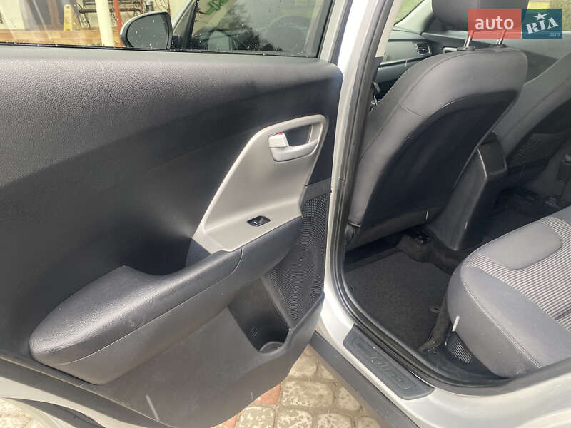 Внедорожник / Кроссовер Kia Niro 2018 в Трускавце фото 32 Внедорожник / Кроссовер Kia Niro 2018 в Трускавце