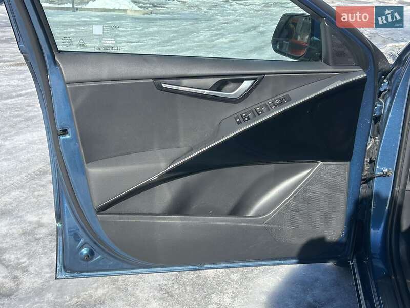 Позашляховик / Кросовер Kia Niro 2023 в Харкові