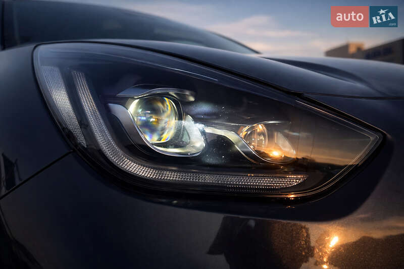 Внедорожник / Кроссовер Kia Niro 2020 в Львове