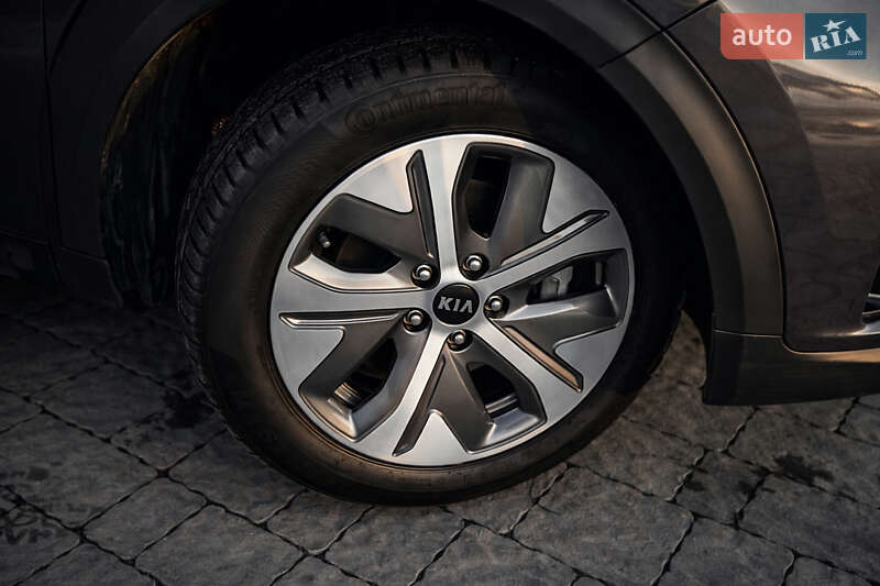 Внедорожник / Кроссовер Kia Niro 2020 в Львове