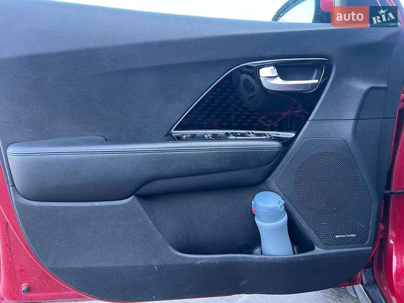 Внедорожник / Кроссовер Kia Niro 2020 в Львове фото 15 Внедорожник / Кроссовер Kia Niro 2020 в Львове