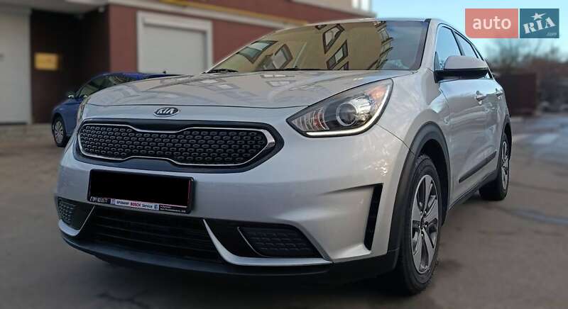 Позашляховик / Кросовер Kia Niro 2018 в Києві