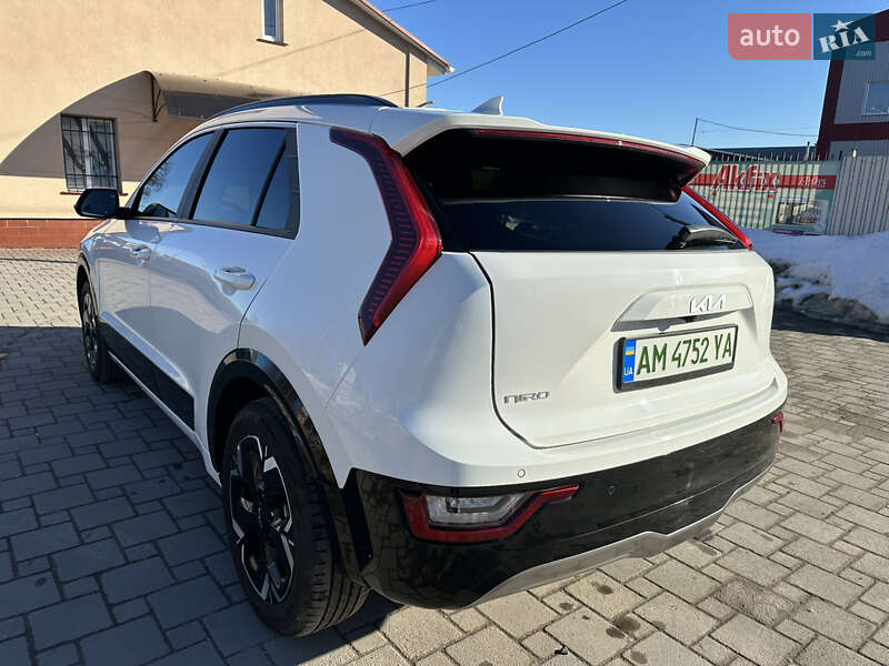 Внедорожник / Кроссовер Kia Niro 2023 в Киеве
