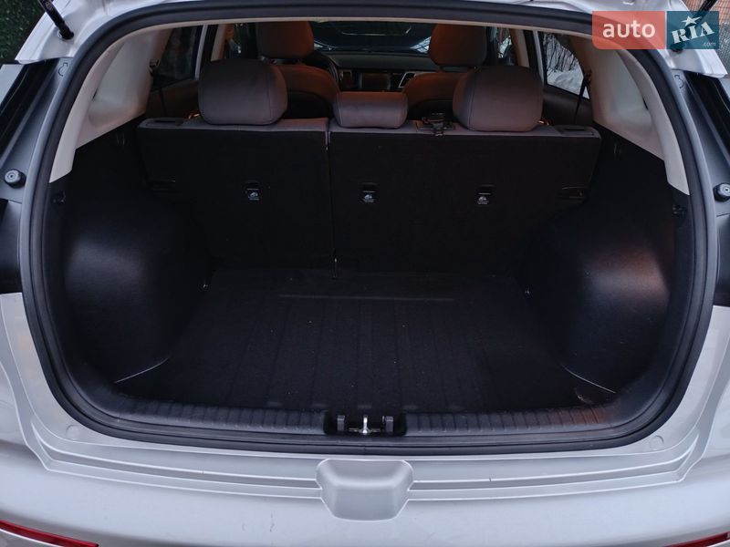 Позашляховик / Кросовер Kia Niro 2018 в Києві