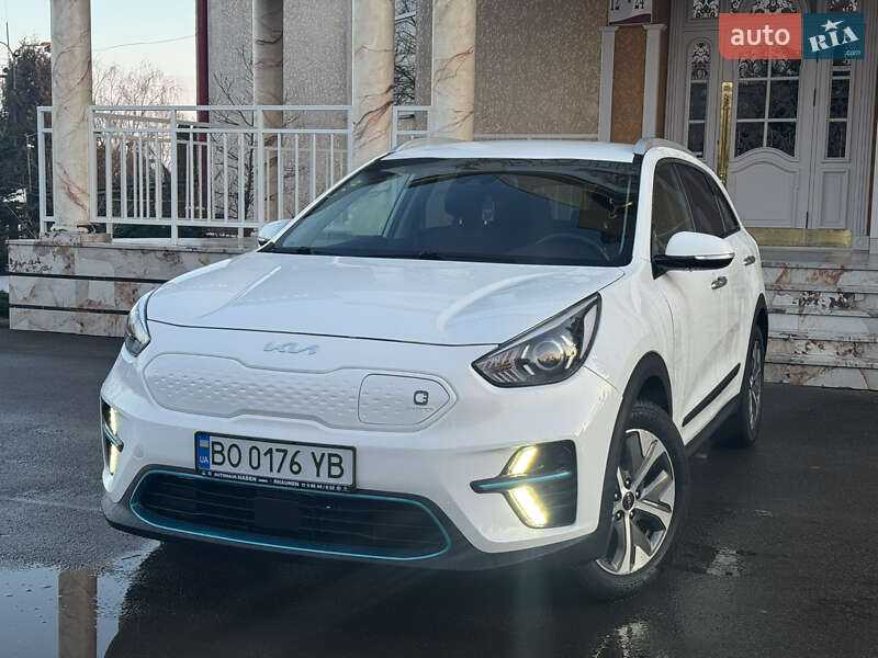 Позашляховик / Кросовер Kia Niro 2021 в Тернополі