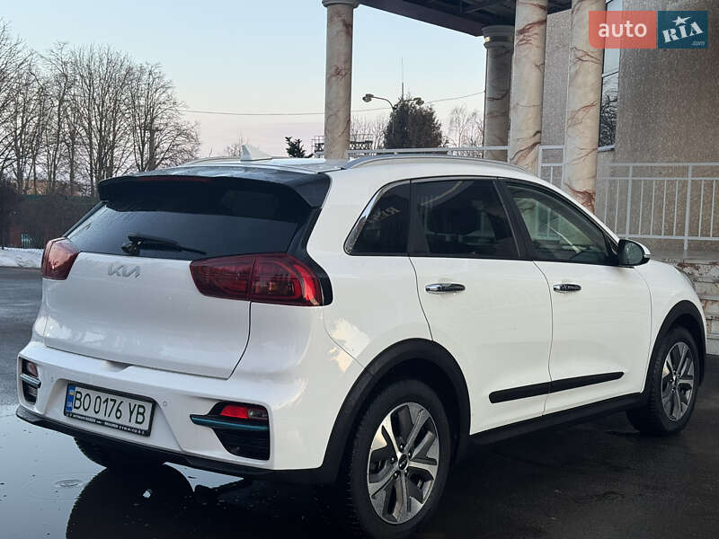 Позашляховик / Кросовер Kia Niro 2021 в Тернополі