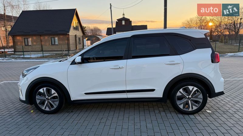 Внедорожник / Кроссовер Kia Niro 2023 в Бершади фото 6 Внедорожник / Кроссовер Kia Niro 2023 в Бершади
