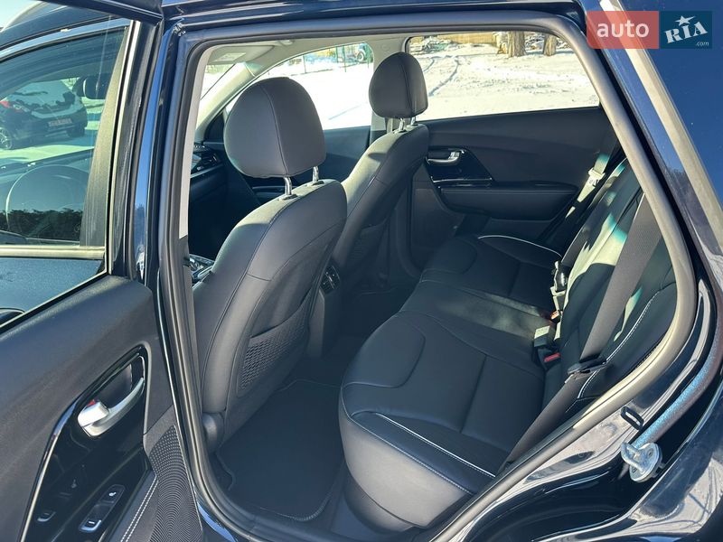 Внедорожник / Кроссовер Kia Niro 2020 в Киеве