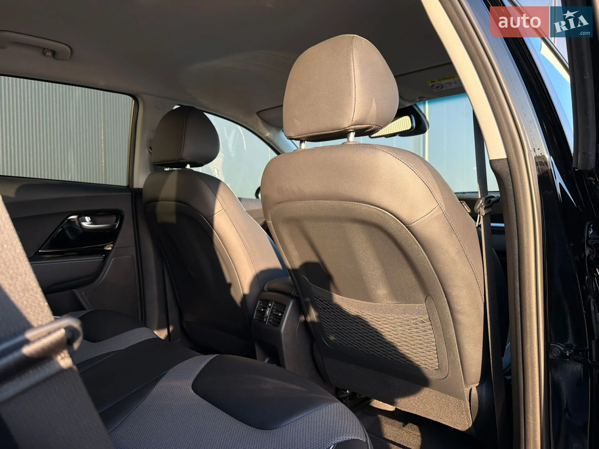 2021 Kia Niro - мініатюра 75