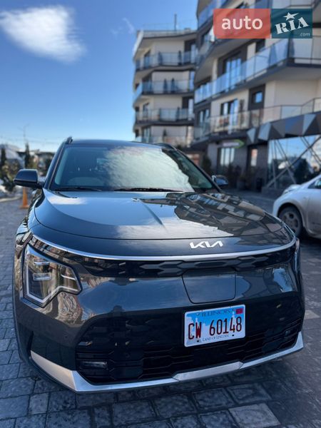 Внедорожник / Кроссовер Kia Niro 2023 в Тернополе