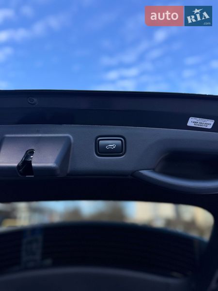 Внедорожник / Кроссовер Kia Niro 2023 в Тернополе