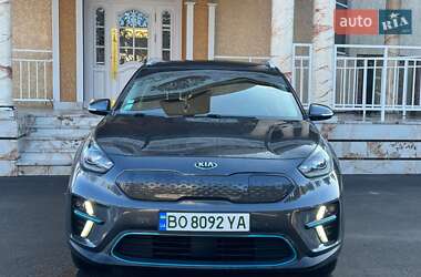 Позашляховик / Кросовер Kia Niro 2019 в Тернополі